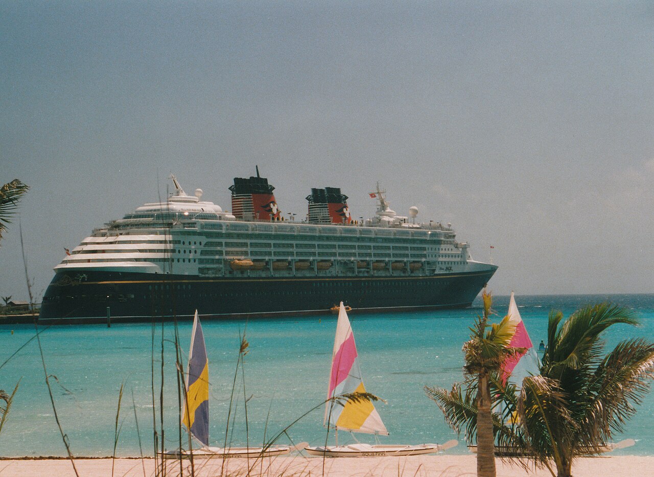 Disney Magic cruise ship at Castaway Cay